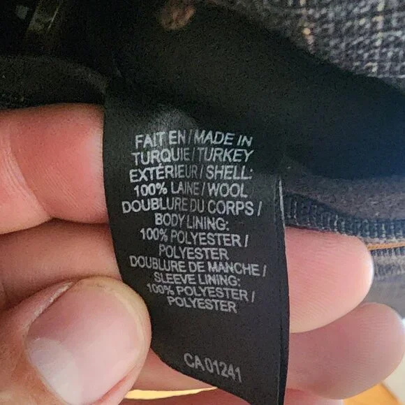 Simon's Hunting Coat - Picture 2 of 4